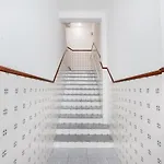 Floor Retreat In Espinho (Aveiro)