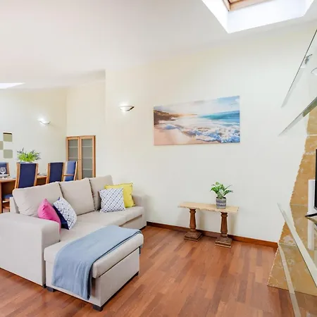 Floor Retreat In Apartament