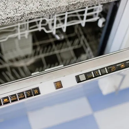 Floor Retreat In شقة *