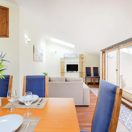 Floor Retreat In Appartement Espinho (Aveiro)