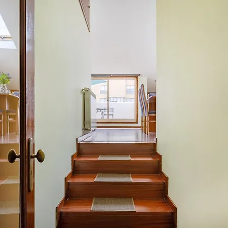 Floor Retreat In Appartement Espinho (Aveiro)