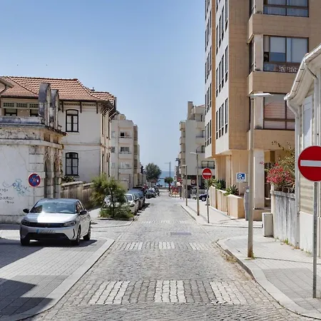 Floor Retreat In Espinho (Aveiro)