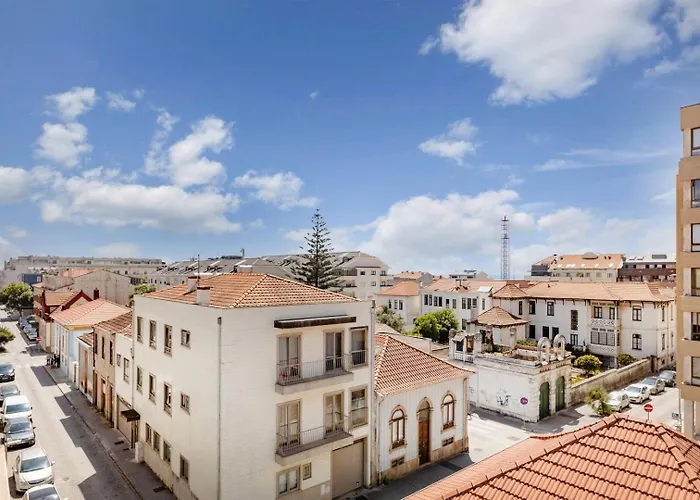 Apartament Floor Retreat In *